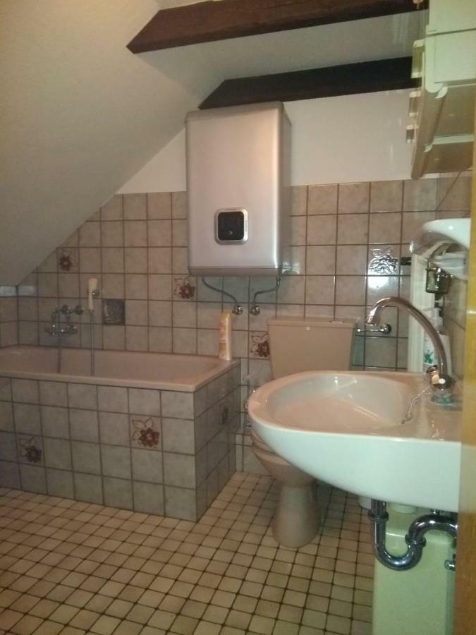 Gemuetliche Wohnung Naehe Centro Oberhausen (North Rhine-Westphalia) Exterior foto